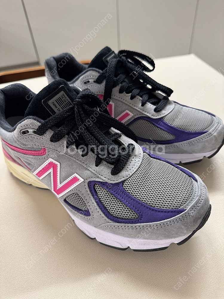 뉴발란스 990 v4 kith 260사이즈--1