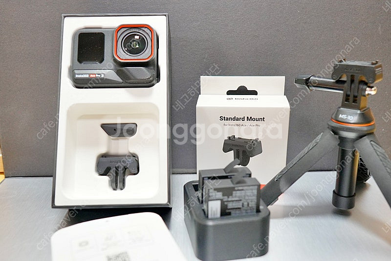 인스타360 에이스프로2 액션캠 듀얼배터리 세트 고속충...--1