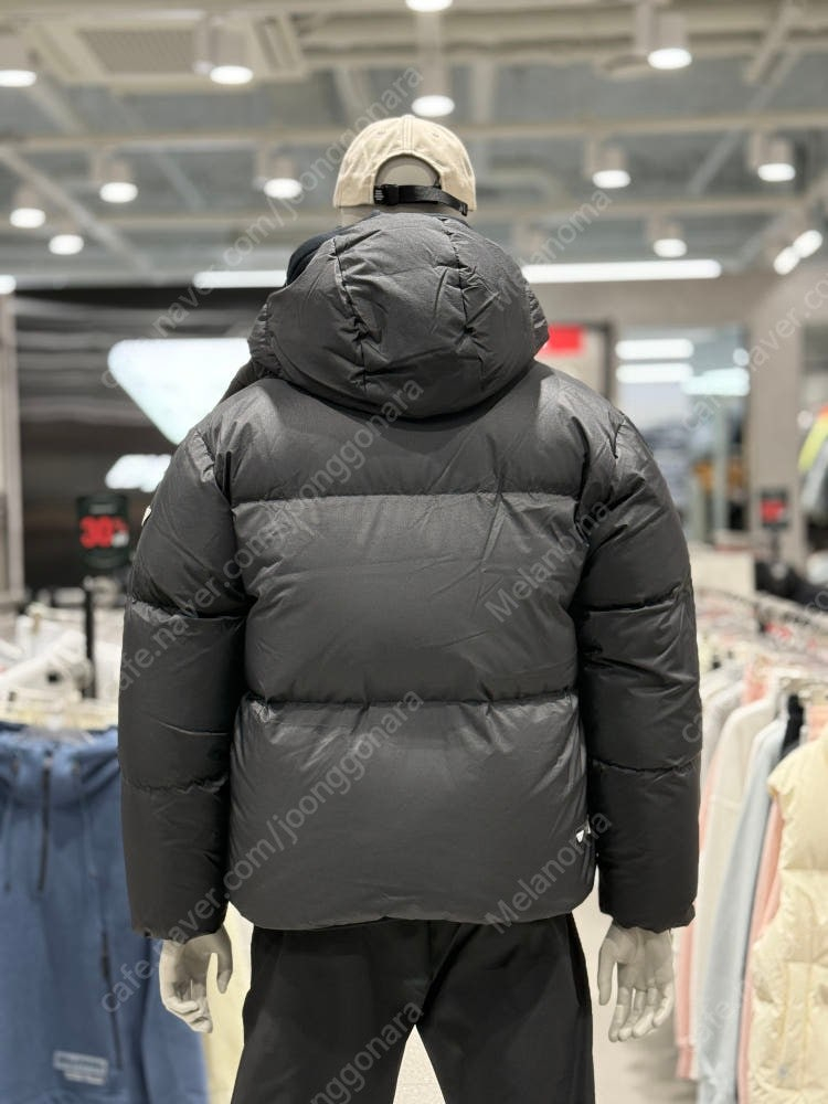 택채새상픔)다이나핏 ASHER 여성 구스다운 자켓 S(90) 패딩 숏패딩 이미지