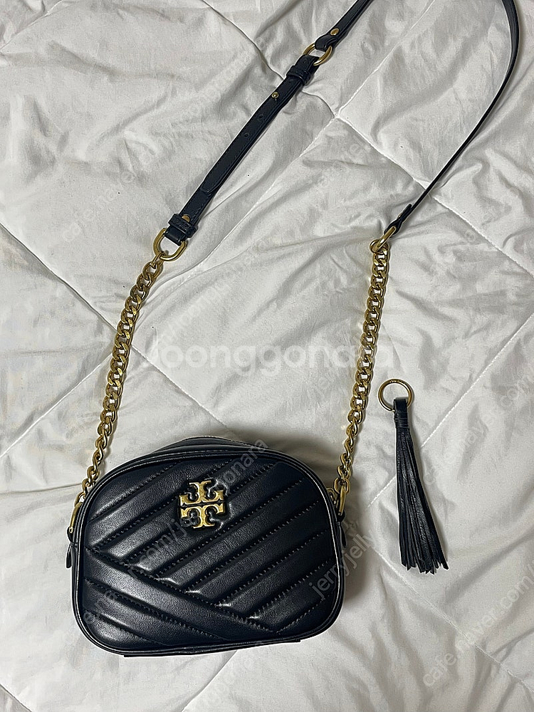 토리버치 키라 쉐브론 카메라백--1