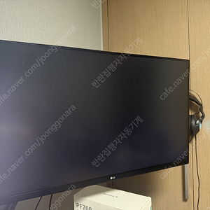 LG 32GK850F + 모니터암 판매합니다