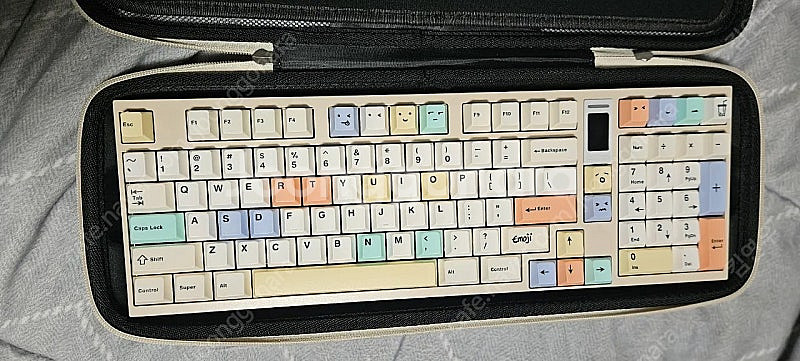 qk100 크림 키보드--0