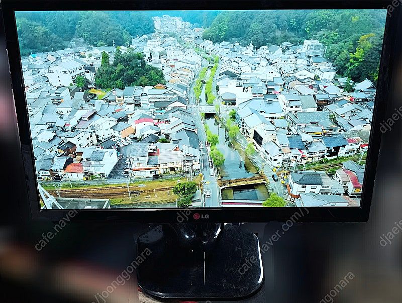 LG 23인치 LED 모니터 23MP55HQ 팝니다--1