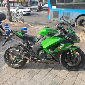 Z1000SX 판매합니다..