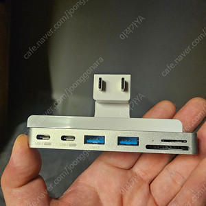 위즈플랫 아이맥 24인치용 클램프 허브 팝니다