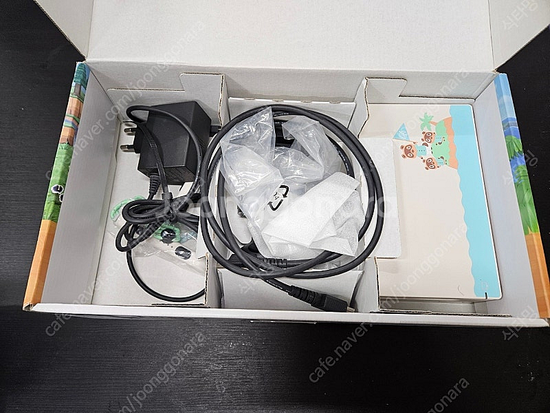 닌텐도 스위치 oled 네온 색상과 동숲에디션 팝니다--3