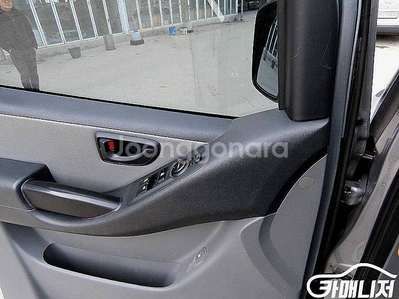 [현대]더 뉴 그랜드 스타렉스 2WD 밴 5인승 스타일...--2