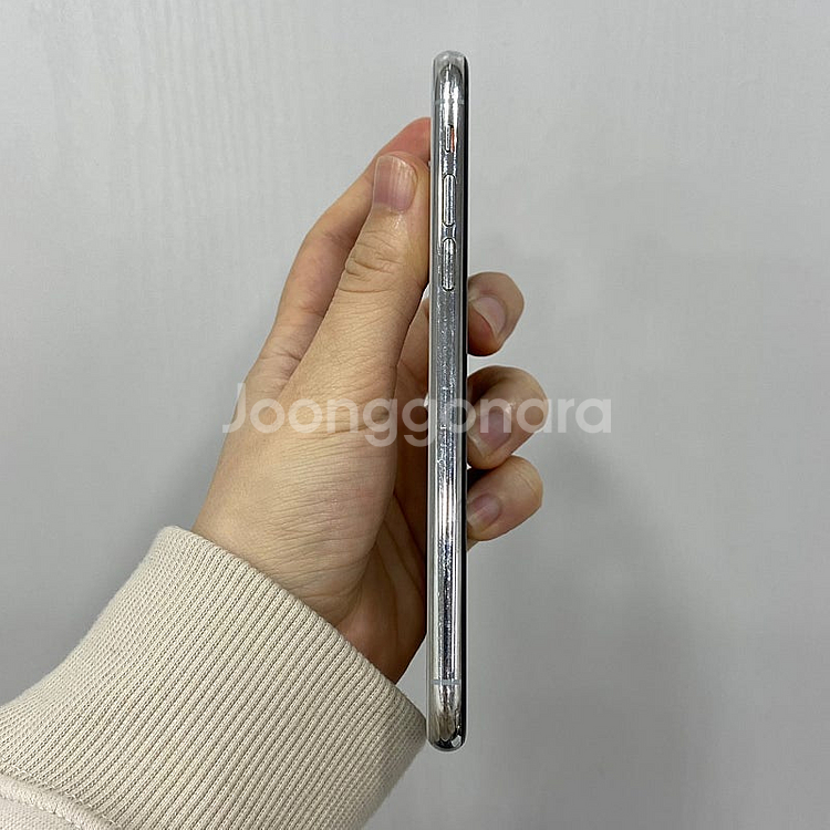 59973 아이폰X 64기가 실버 공기계 팝니다 20만...--6
