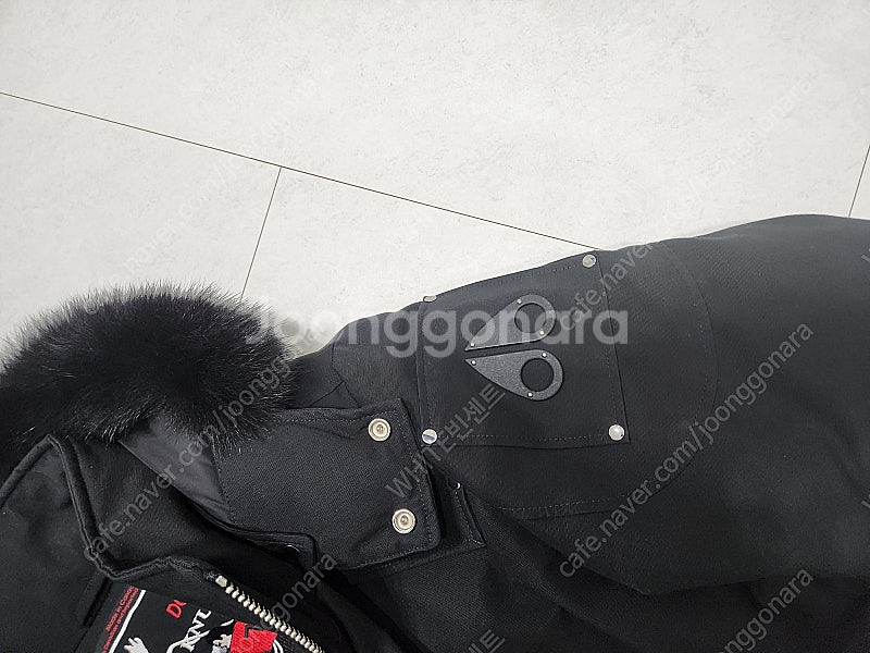 무스너클 발리스틱 패딩쟈켓 블랙퍼 남성블랙(거의새것)--1