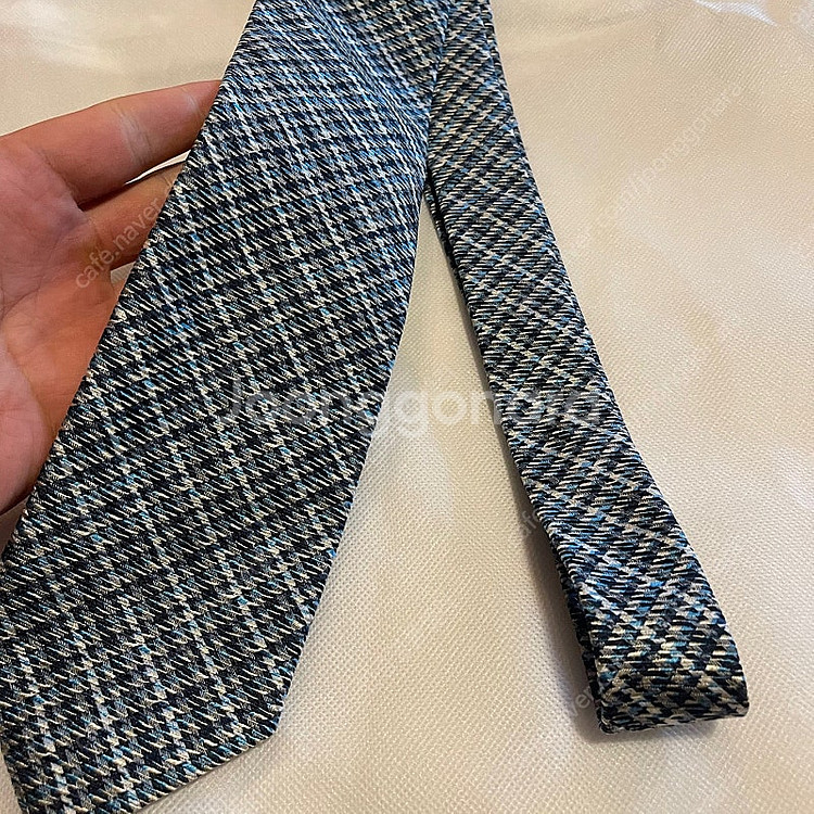 톰포드 실크 넥타이 판매 합니다............톰브라운,버버리,구찌--0