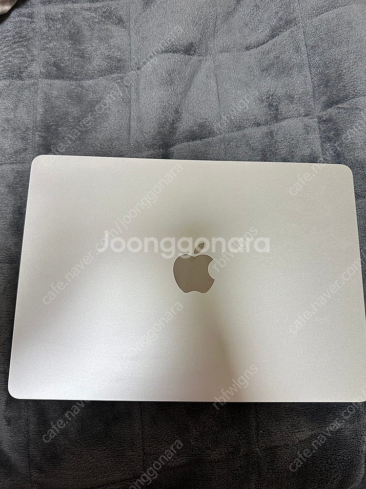 애플 맥북에어 M2 13인치 8GB/256GB 판매합니...--9