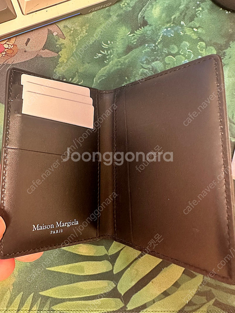 메종 마르지엘라 지갑 팝니다--1