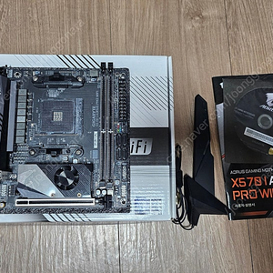 기가바이트 gigabite x570i aorus pro wifi 팝니다!!!