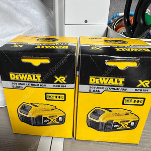 Dewalt 배터리 20V 5.0Ah 판매합니다