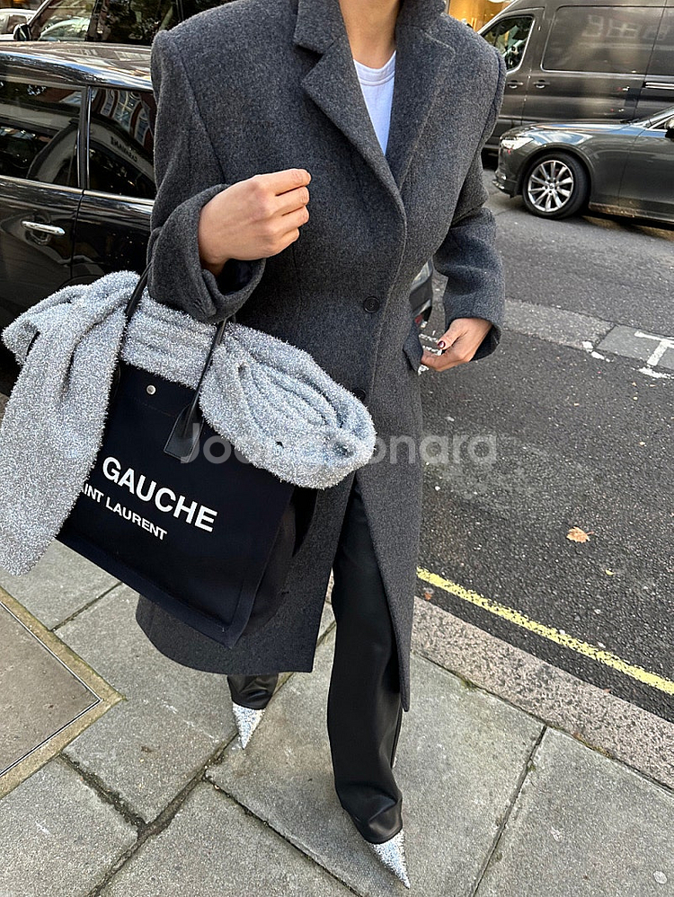 캘리에디 사블리에 롱코트 플로움 바이씨니 메비 줄로그 오르 강자매 드노리타 유아부미 마크들리 리틀블랙 모한 던스트 ...--6