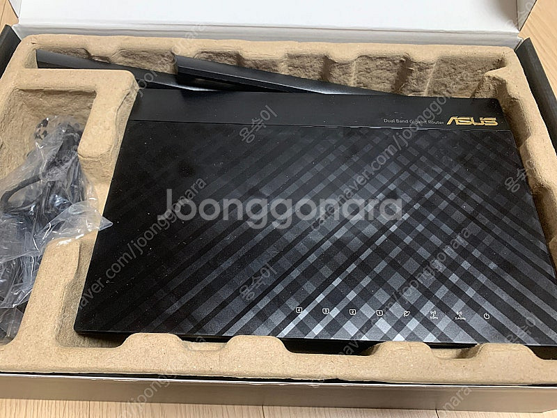 ASUS RT-AC66U B1 무선 공유기 팝니다.--2