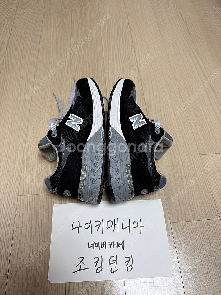 뉴발란스 WR 993 블랙 팝니다--4