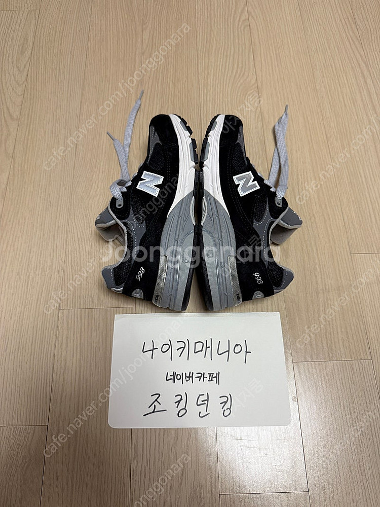 뉴발란스 WR 993 블랙 팝니다--5