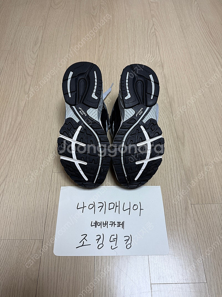 뉴발란스 WR 993 블랙 팝니다--6