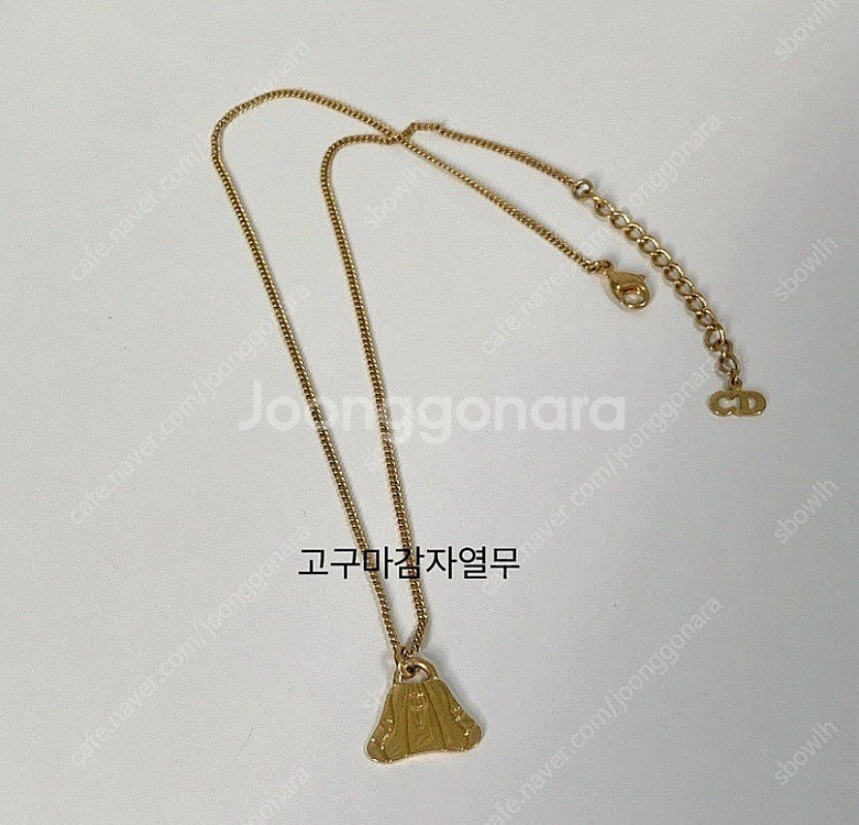 디올 빈티지 목걸이--0