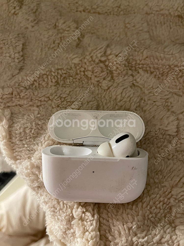 에어팟 프로1 부품용 팝니다(본체 + 오른쪽 유닛)--0