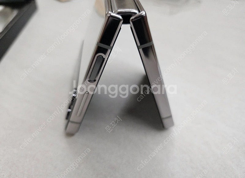 광주) 갤럭시 Z플립4 256GB 화이트 중고 판매합니...--6