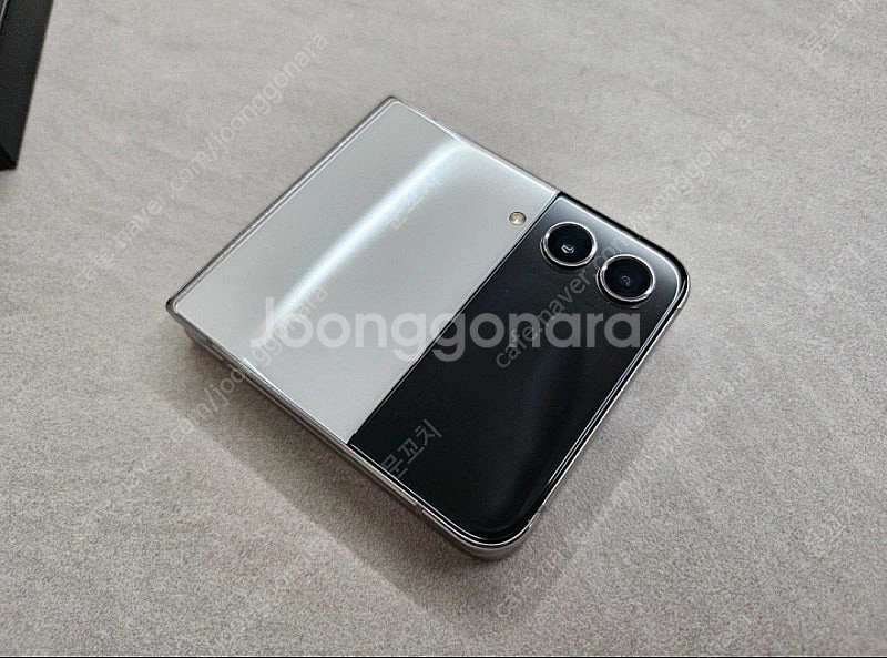 광주) 갤럭시 Z플립4 256GB 화이트 중고 판매합니...--8
