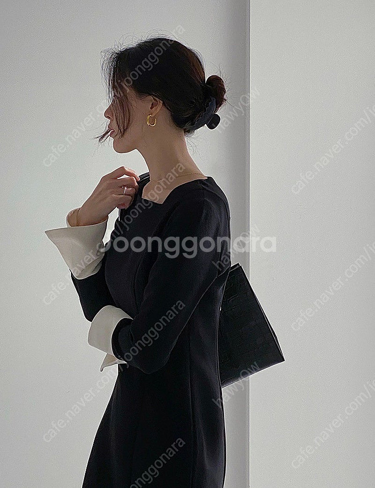 망고매니플리즈 LILY CUFFS ONE-PIECE L--0