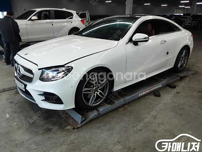 [벤츠]E-클래스 W213 E220d 쿠페 (4인승 /...--2