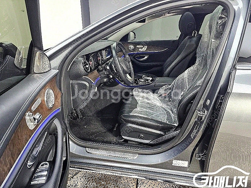 [벤츠]E-클래스 W213 E220d 익스클루시브 ★최...--8