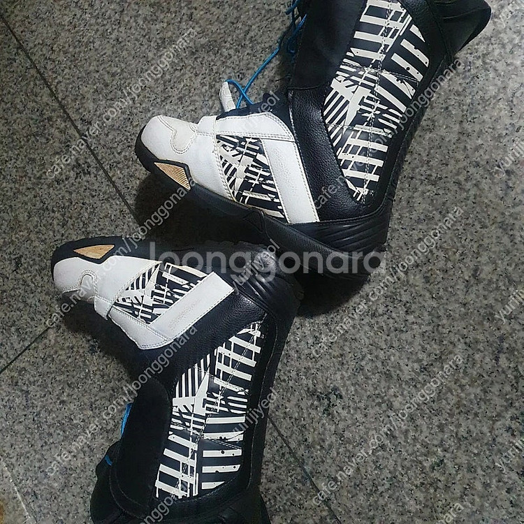 155살로몬 데크.유니온바인딩.버튼부츠 270.보드복.헬멧.고글.풀세트팝니다--9