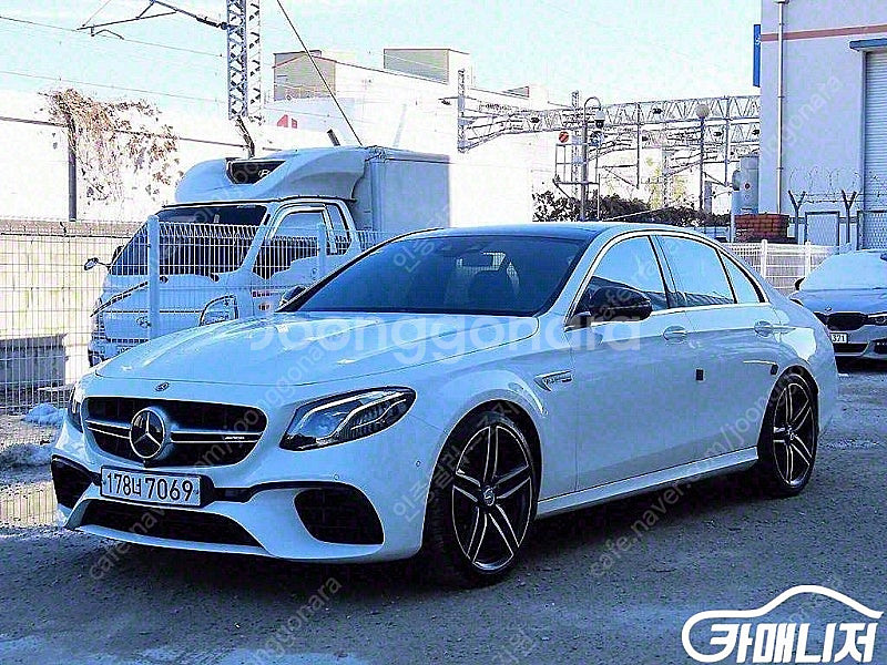 [벤츠]E-클래스 W213 E63 AMG 4MATIC+ ★중고차★중고차매입★전액할부★저신용자★신불자★소액할부★현금★...--2