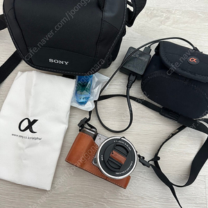 소니 a5100 본체, 렌즈, 가방, 충전기 등 풀세트