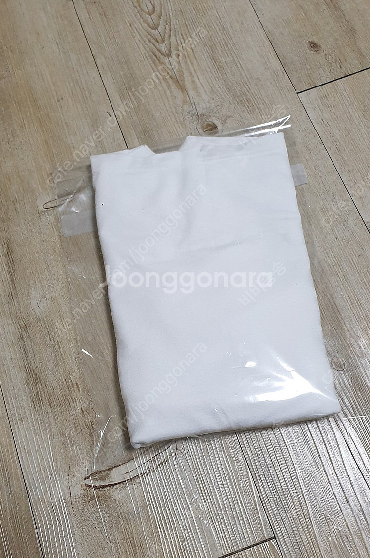 [새옷] 오프숄더 티셔츠 마드모아젤 에린 자체제작 블랑...--5