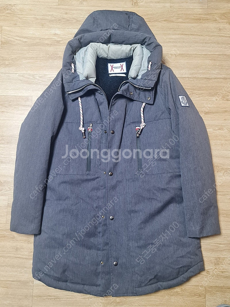 몽클레어 다운 패딩--0