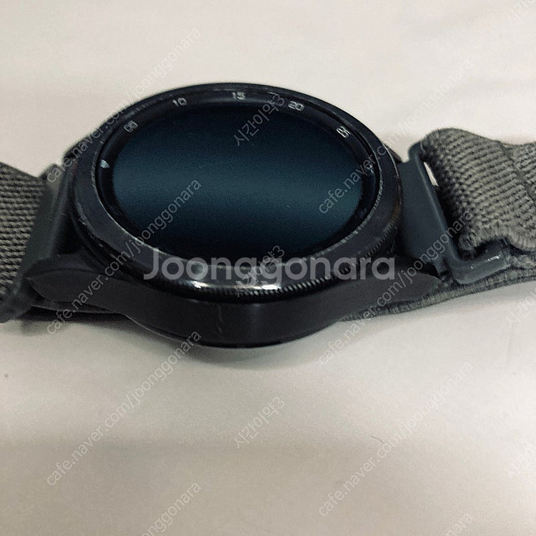 갤럭시 워치4클래식 블랙 42mm 케이블포함 6만5천원...--2