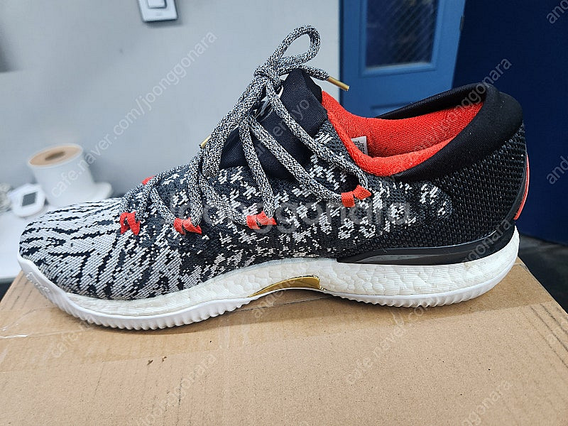 아디다스 크레이지 라이트 부스트 2016 CNY 295...--2