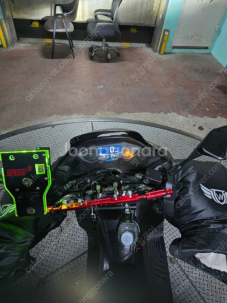 pcx125. abs모델. 21년식 팝니다--0