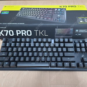 커세어 k70 pro tkl mgx 래피드트리거 키보드 판매합니다.