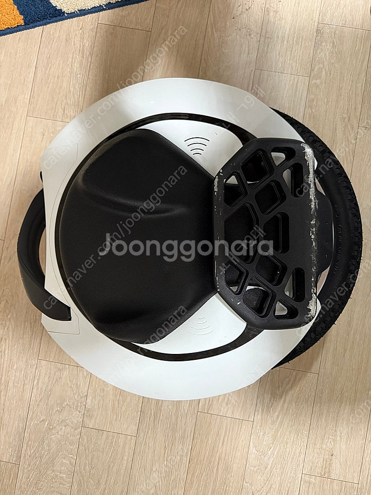 킹송16s 화이트 총주행거리 34.5km 팝니다 !!!--1