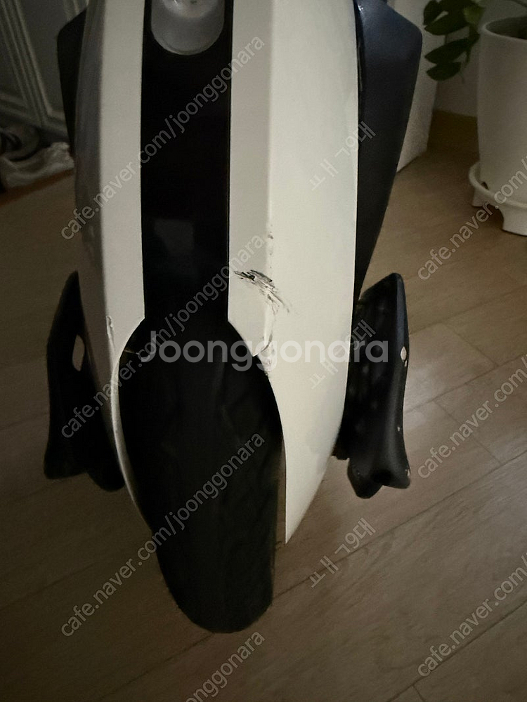 킹송16s 화이트 총주행거리 34.5km 팝니다 !!!--3