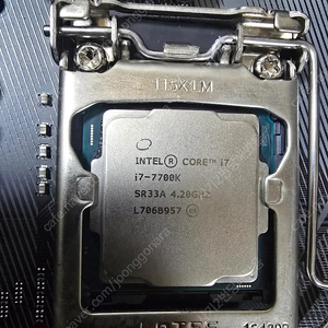 7700k + Asus z270f 씨피유+메인보드