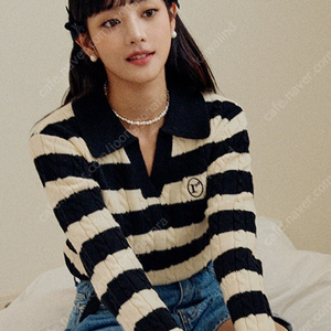 로라로라 COLLAR STRIPE BOARDER KNIT