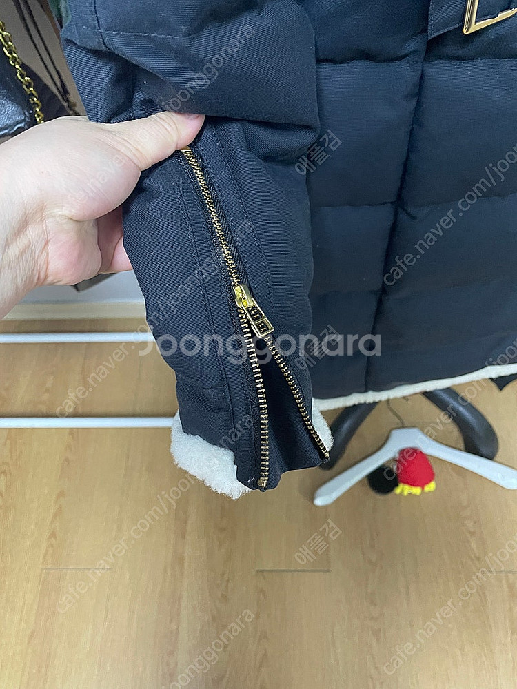 정품 여성용 무스너클 몬트졸리 패딩쟈켓 판매:)--8