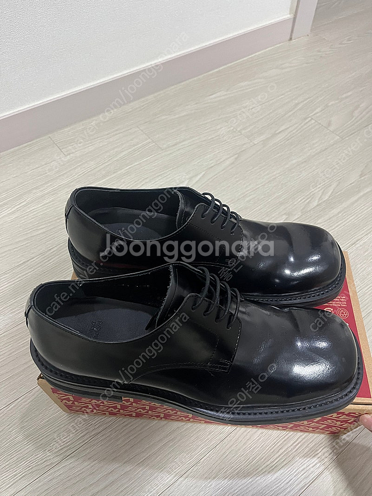 무신사스탠다드 와이드 스퀘어 더비슈즈 블랙 275mm--2