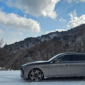 BMW I7 운용리스 승계