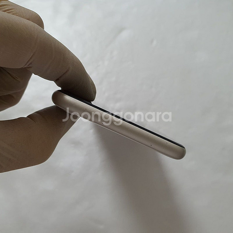 아이폰 SE3 128GB 깔끔 저렴 정상해지 24만​​...--2