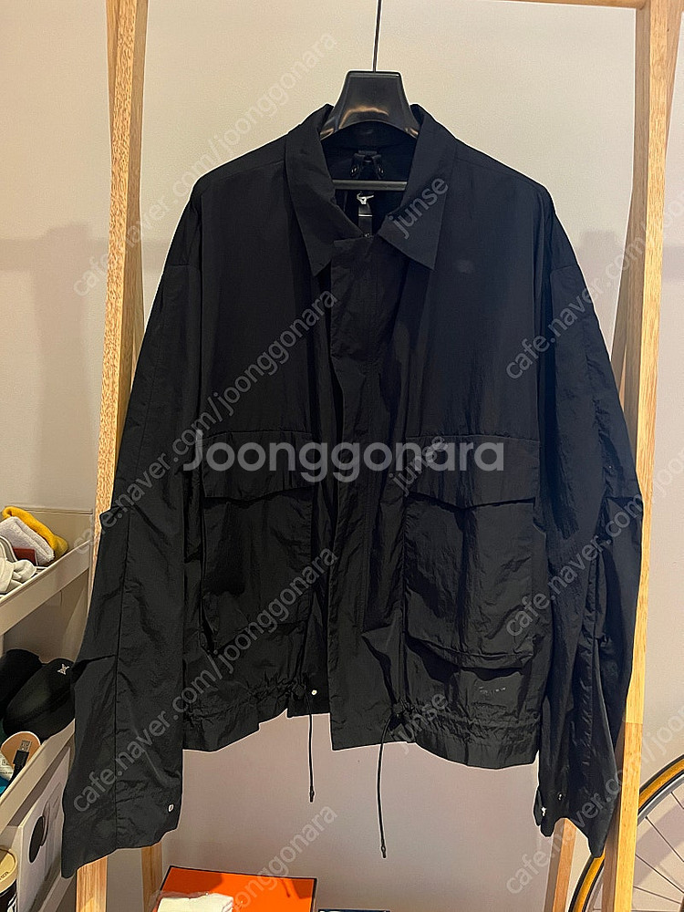 미즈노 x 언어팩티드 윈드 자켓--2
