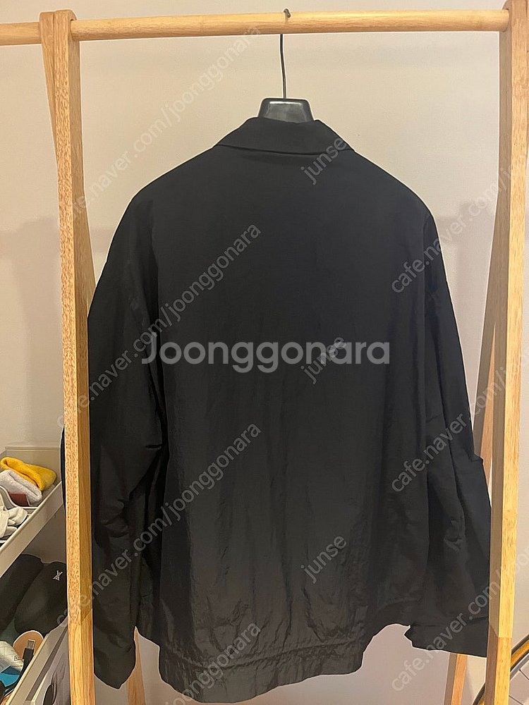 미즈노 x 언어팩티드 윈드 자켓--3