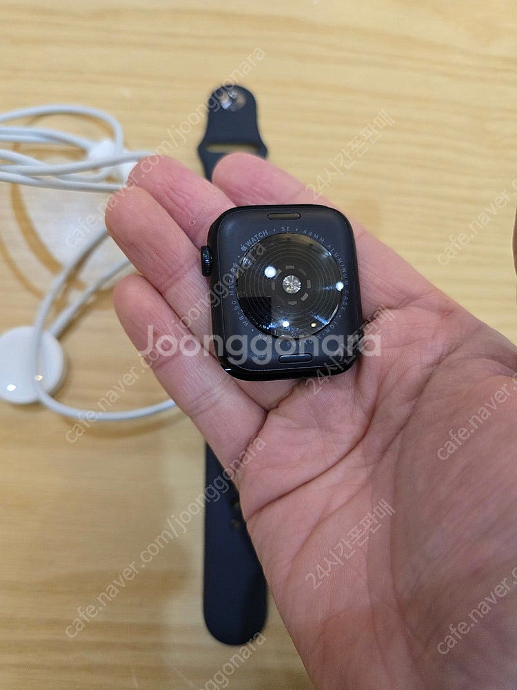 애플워치se2 44mm미드나잇 gps판매합니다--7